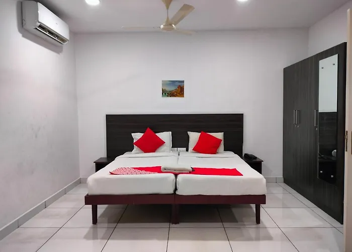 Kings Fort Rooms Thrippunithura