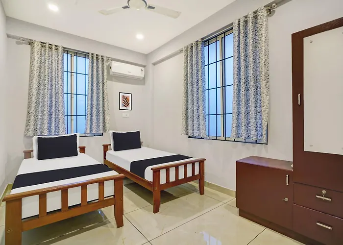 Hotel O Pukkattupady Aluva East