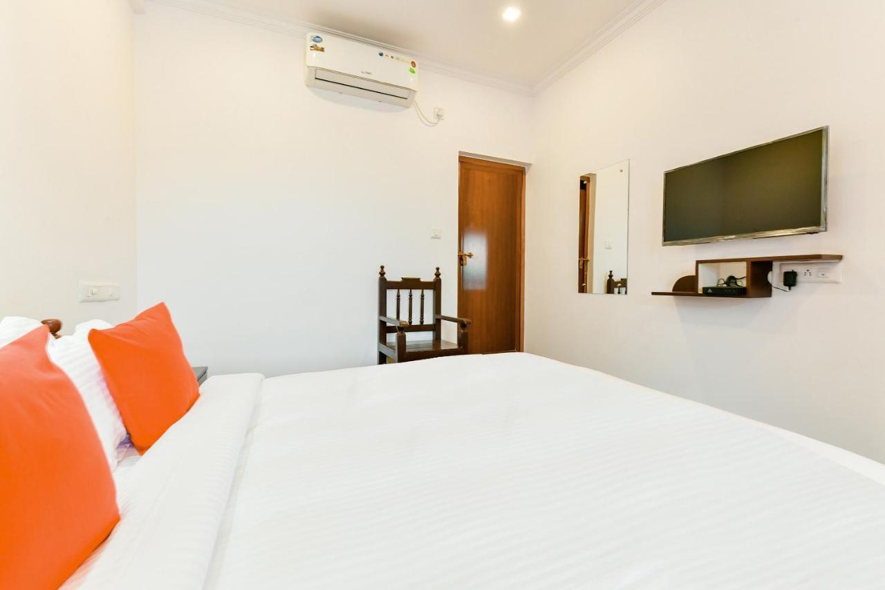 Spot On 39480 Vattekad Tourist 3* Kochi
