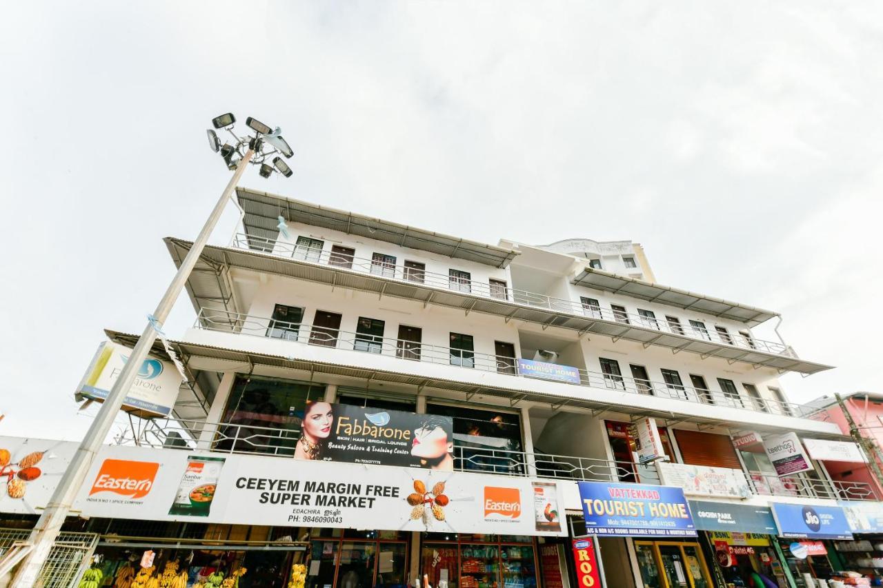 Spot On 39480 Vattekad Tourist Hotel 3*