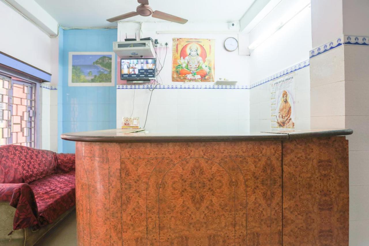 Oyo 73902 Vyttila Residency Kochi