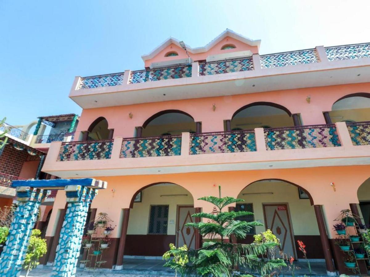 Hotel Oyo 73902 Vyttila Residency