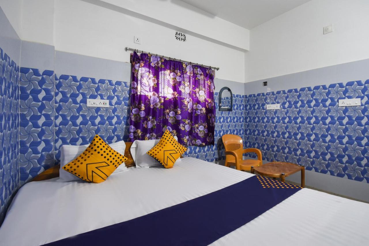 Oyo 73902 Vyttila Residency Hotel Kochi