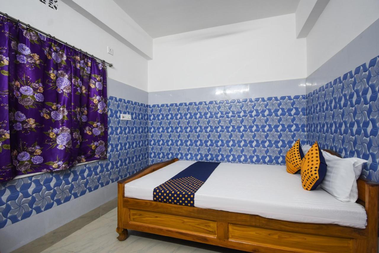 Oyo 73902 Vyttila Residency 3*