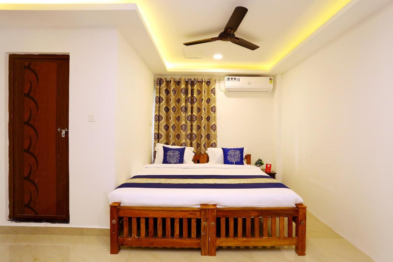 Oyo 9620 Emza Residency 3* Kochi