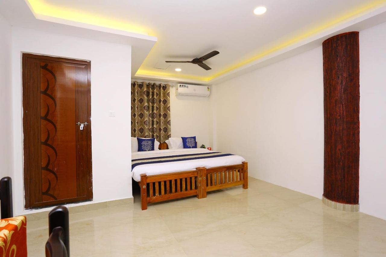 Oyo 9620 Emza Residency Hotel