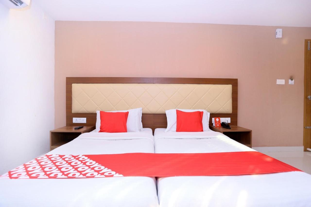 Hotel Oyo Flagship 25093 Thamam Kochi