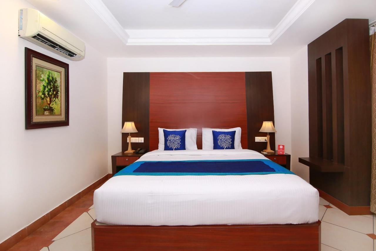 Emarald Cochin Hotel 3*