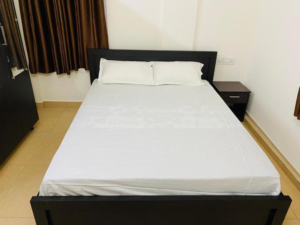 Hotel Cochin Paradise Kochi