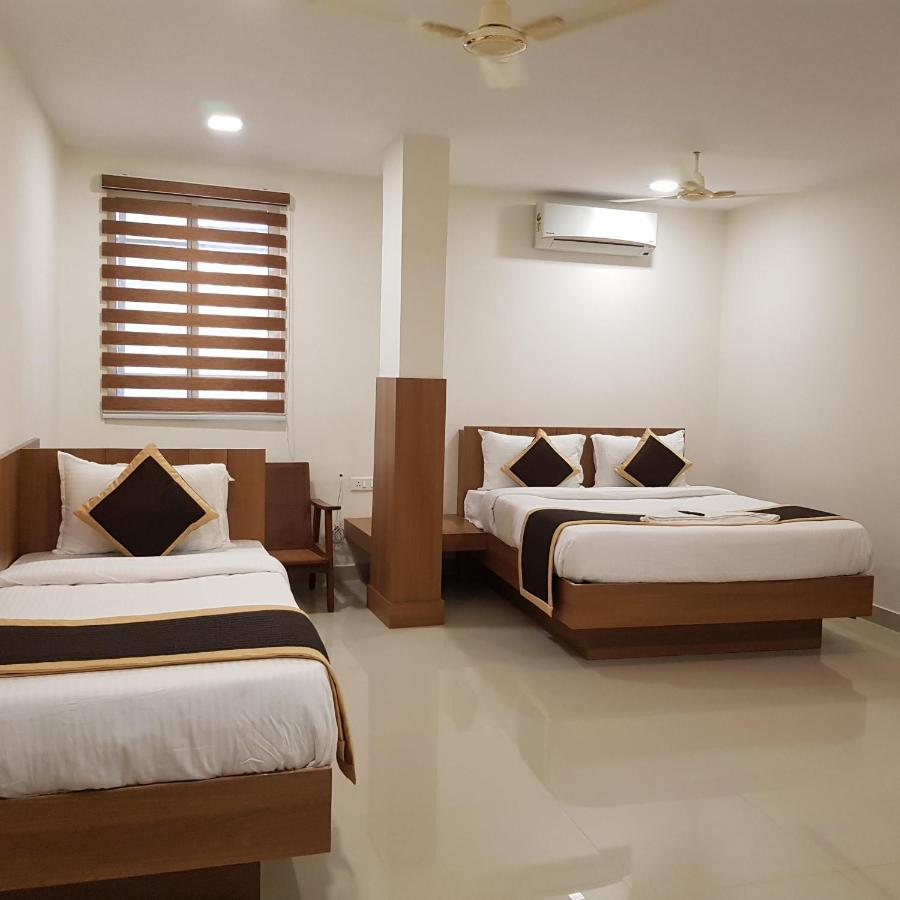 The Golden Suites Hotel 2*