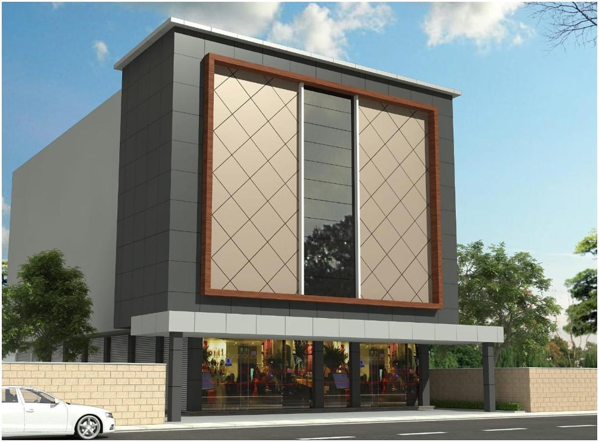 The Golden Suites Hotel Kochi