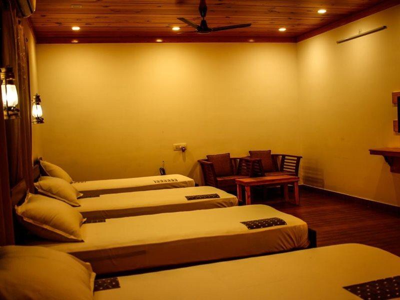 Fabhotel Illam Heritage Hotel
