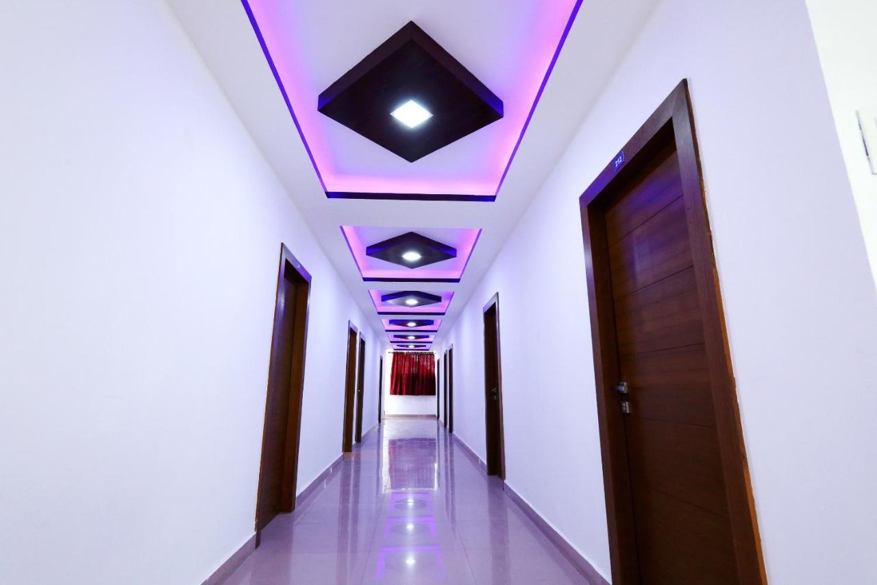 Hotel Oyo Flagship Malabar Plaza Kochi