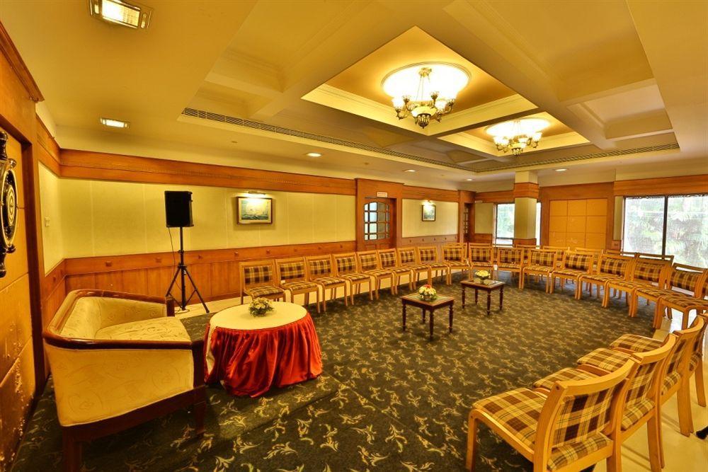 Queen 3* Kochi