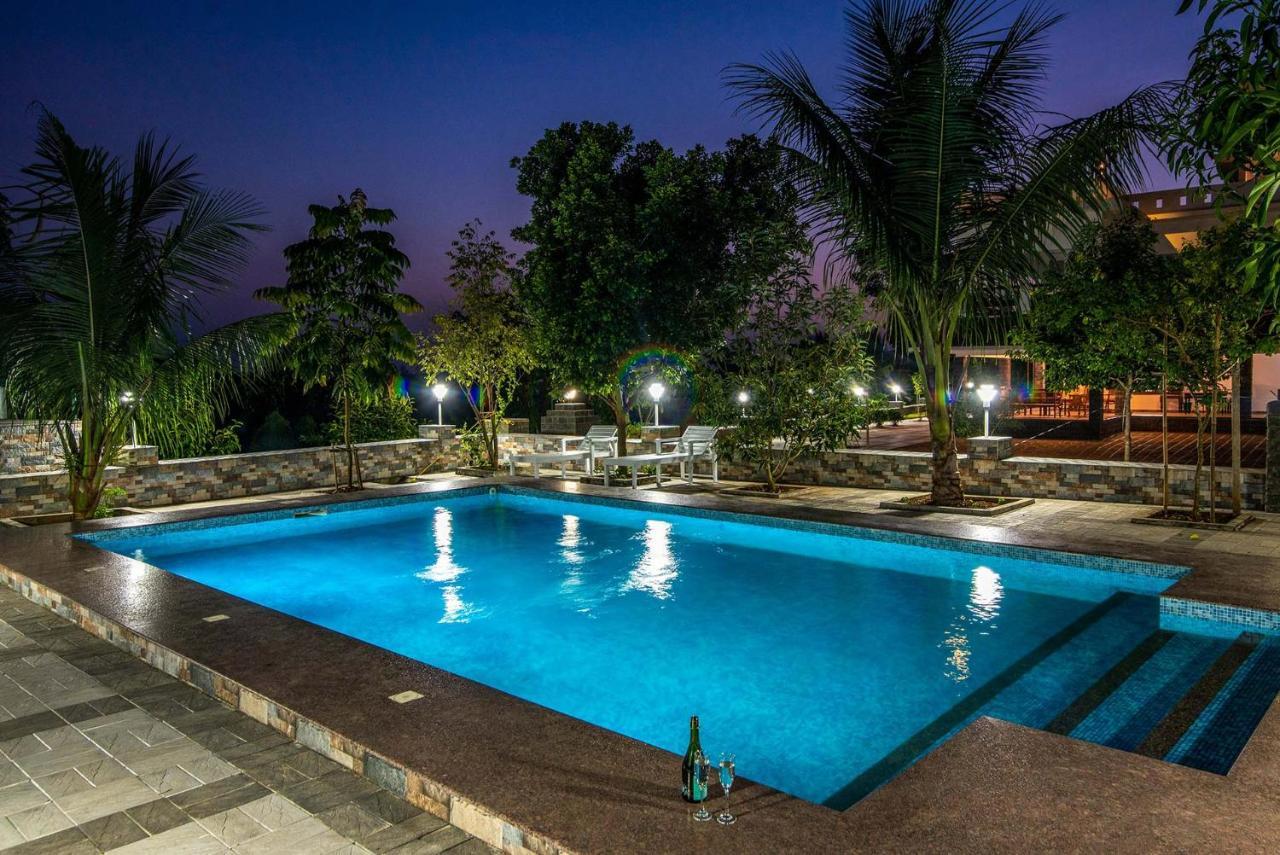 Stayvista At Springhills & Ayurvedic Kochi