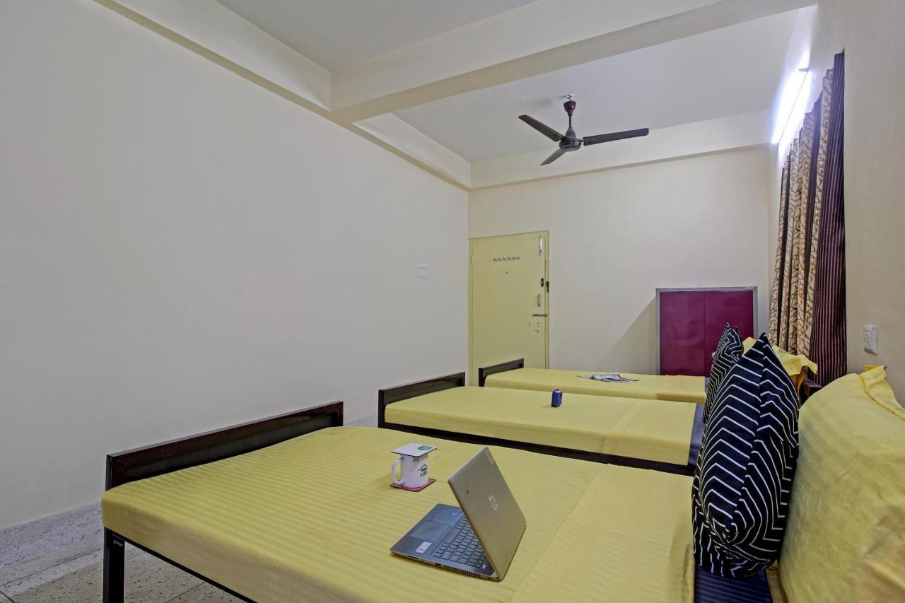 Oyo Flagship 77152 Emmanuel Residency Hotel 3*