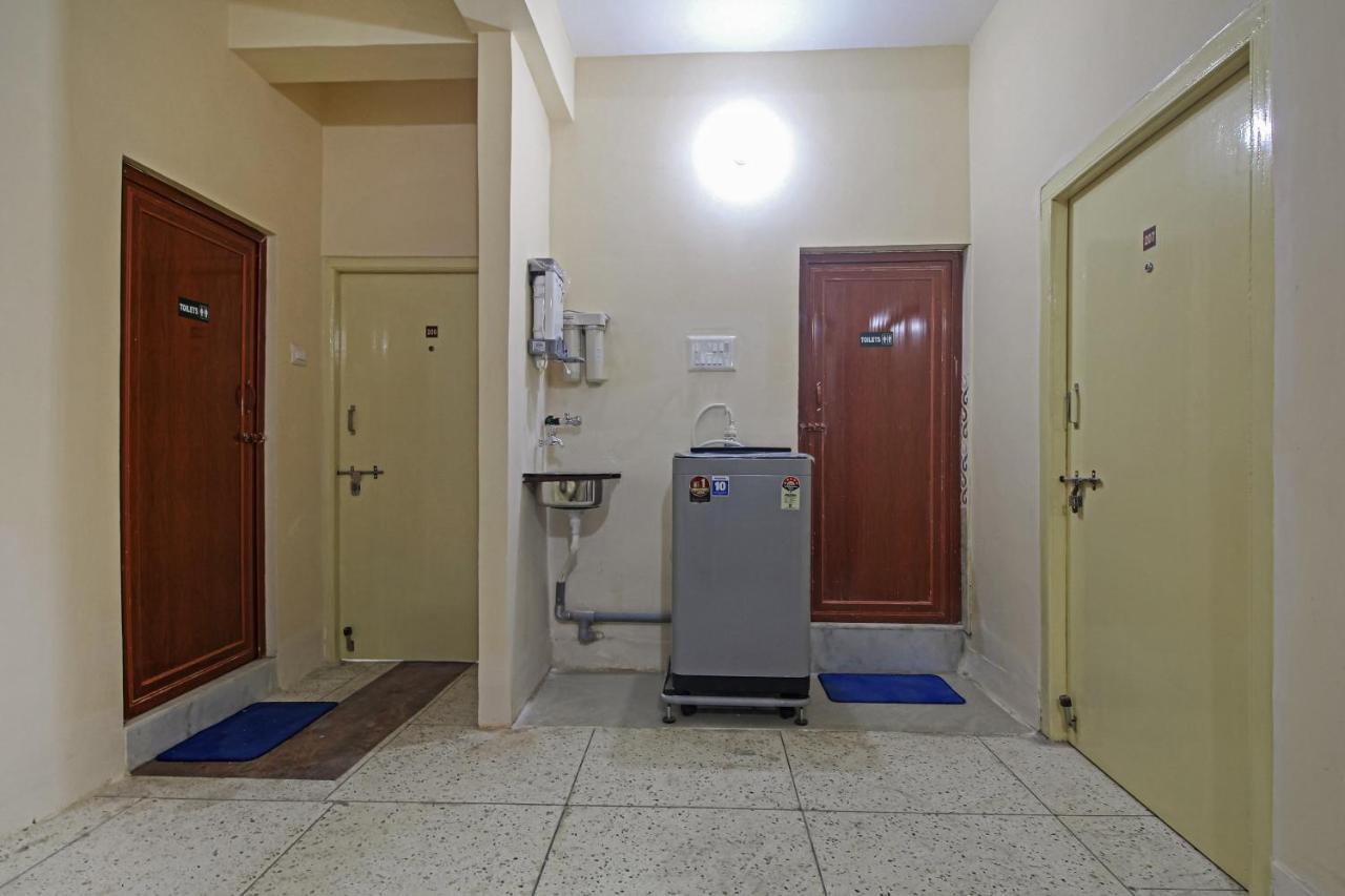 Oyo Flagship 77152 Emmanuel Residency Kochi