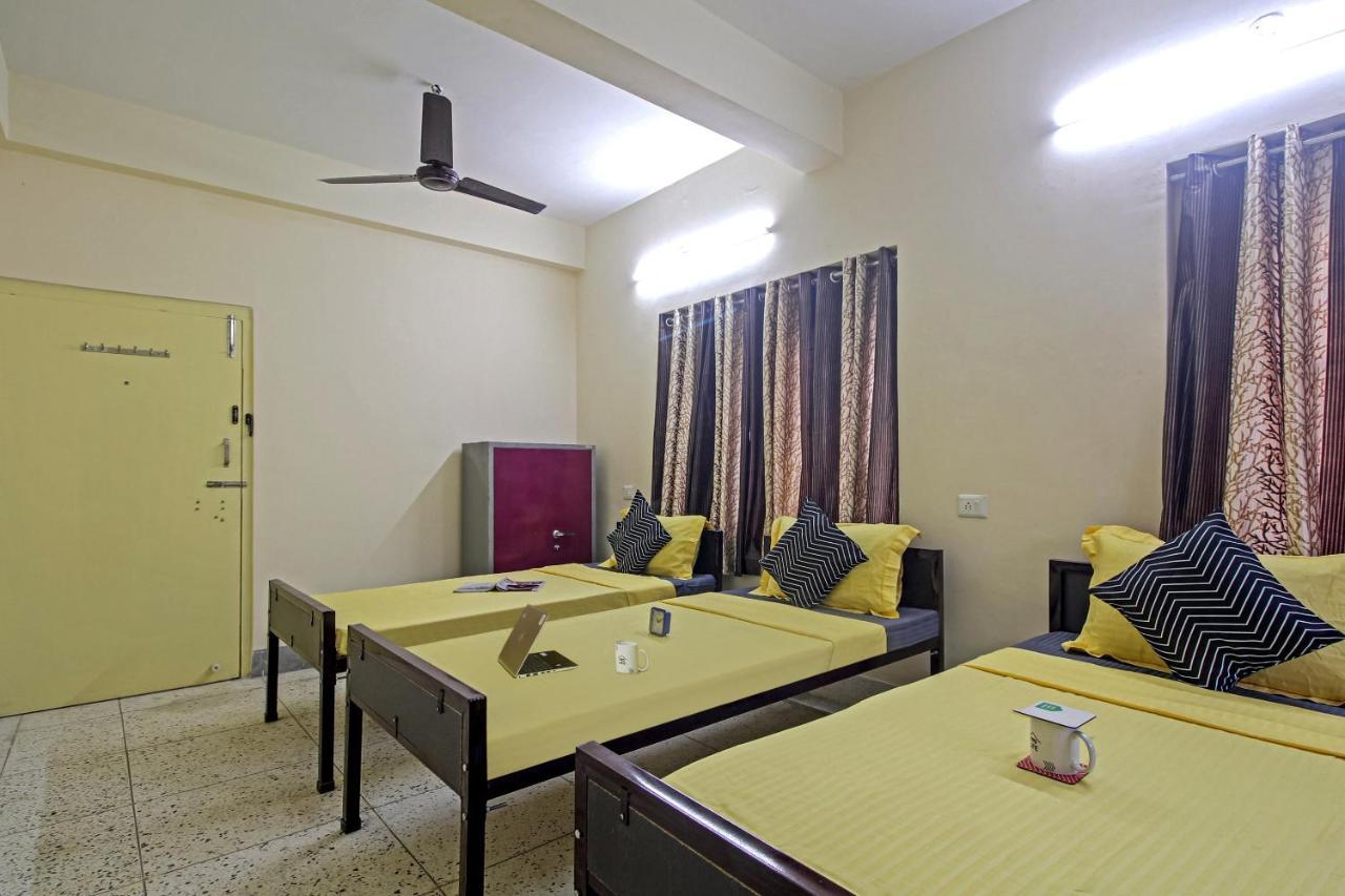 Hotel Oyo Flagship 77152 Emmanuel Residency 3*