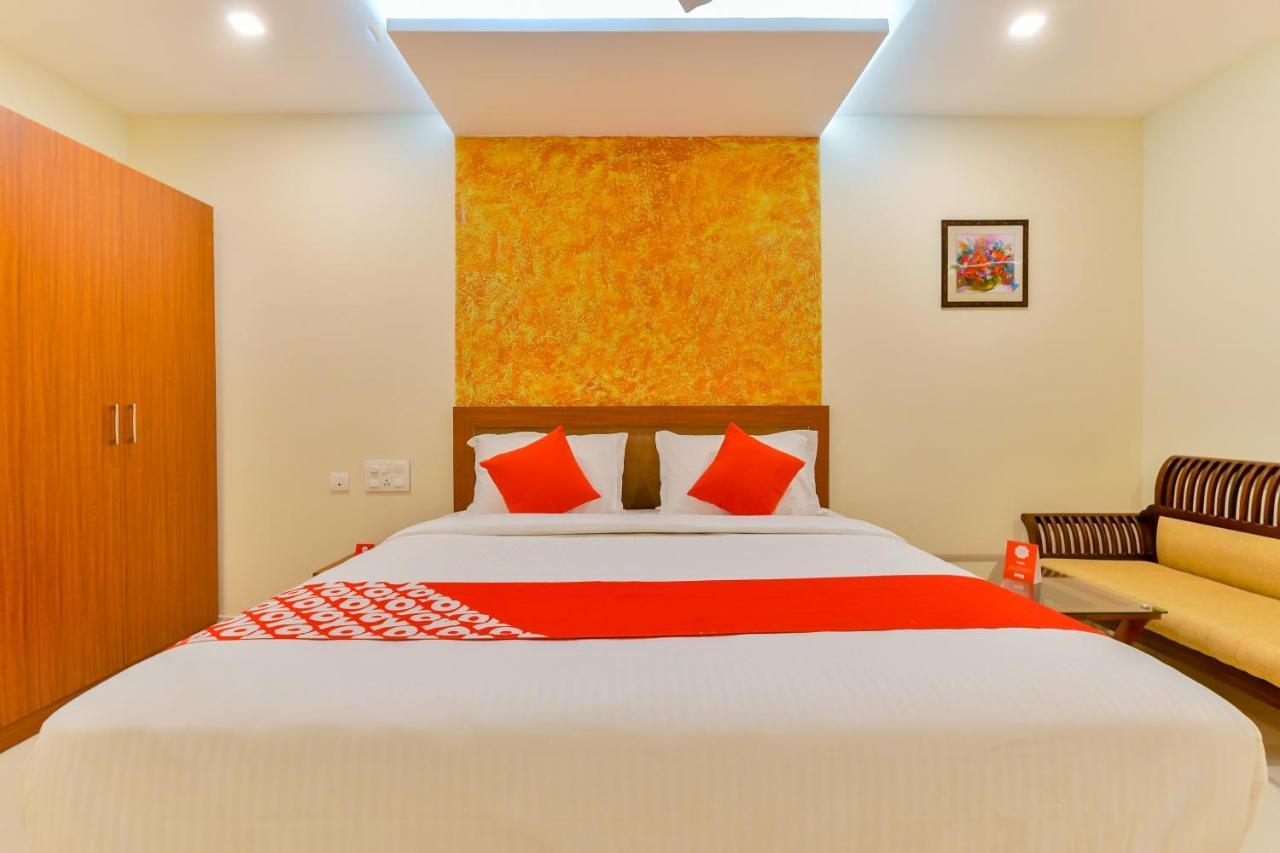 Collection O O 22482 Malabar Kochi