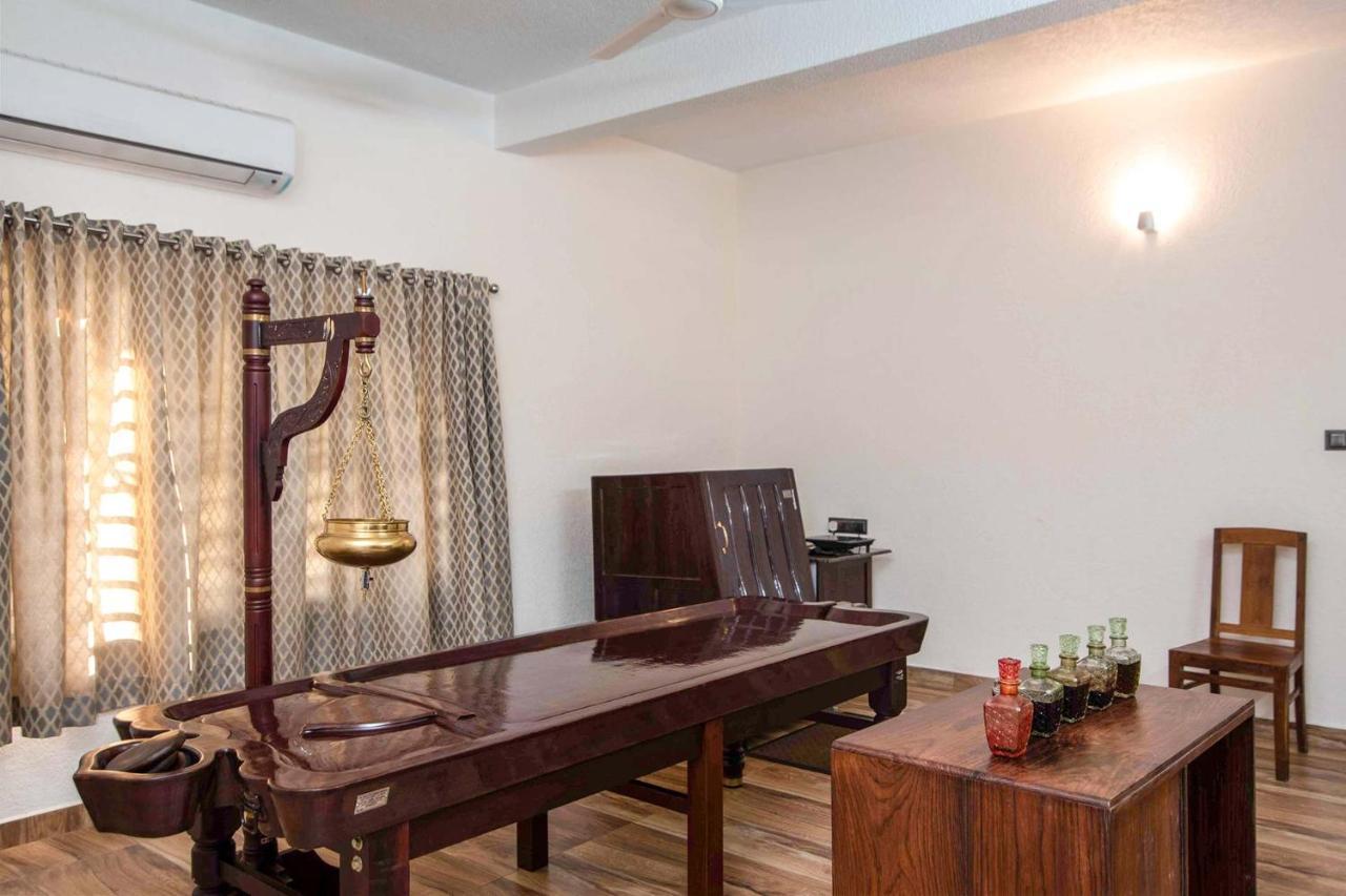 Villa Stayvista At Springhills & Ayurvedic *