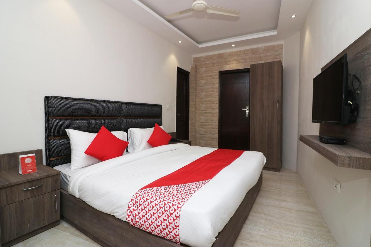 Oyo Flagship 77152 Emmanuel Residency Hotel