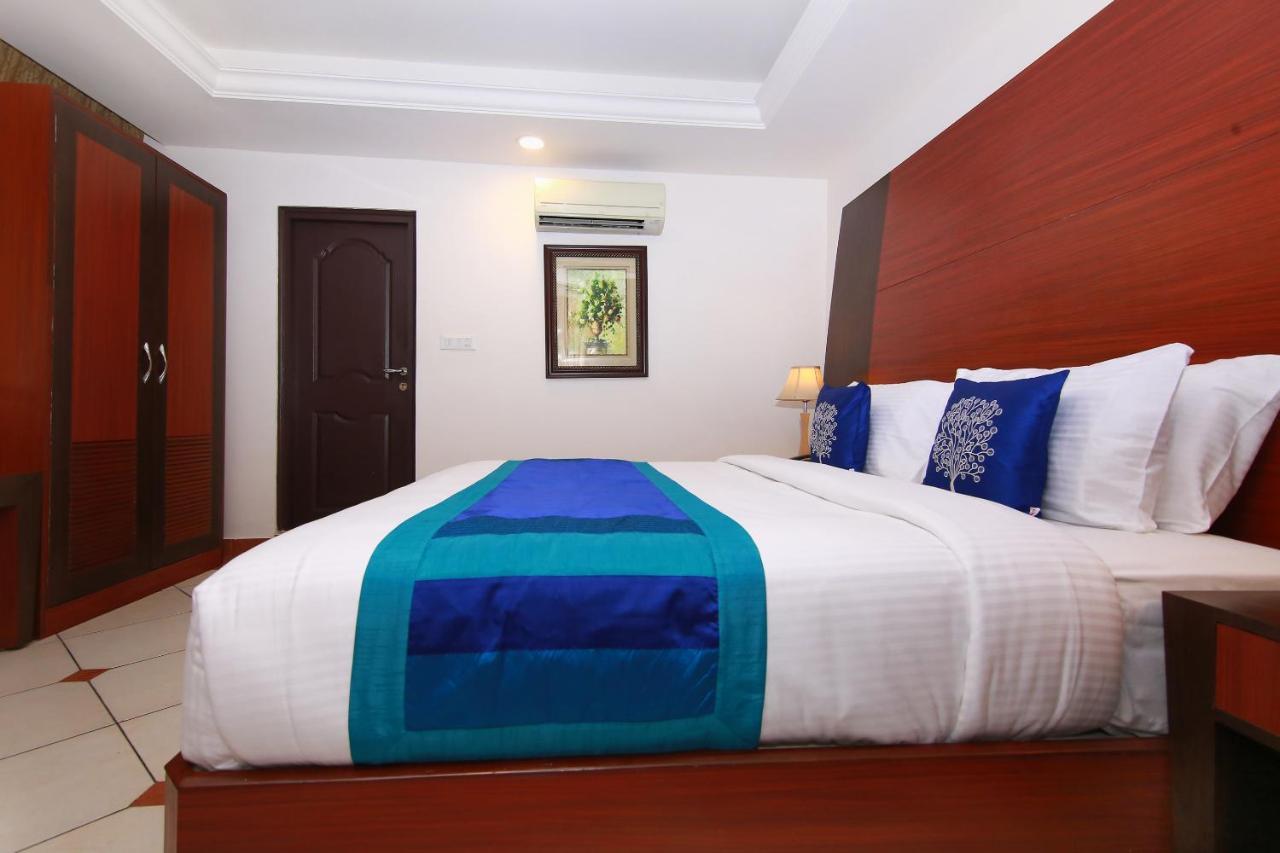 Emarald Cochin Hotel Kochi
