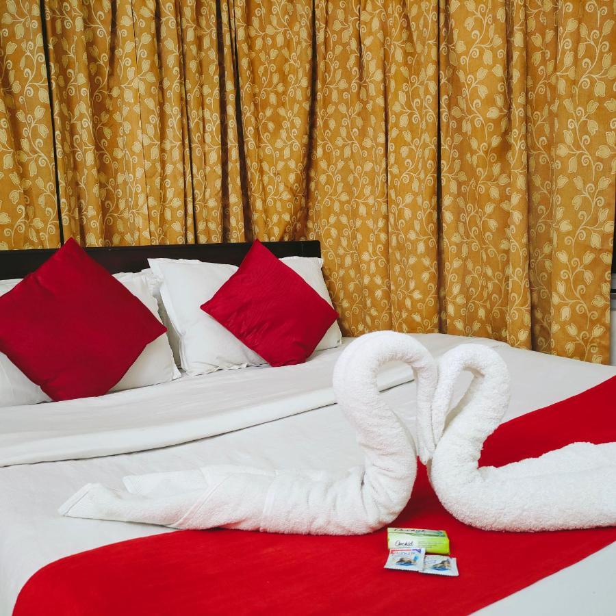 Cochin * Kochi