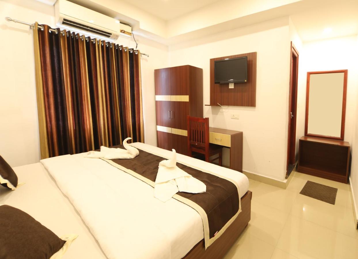 Inn Puthens Capitol *