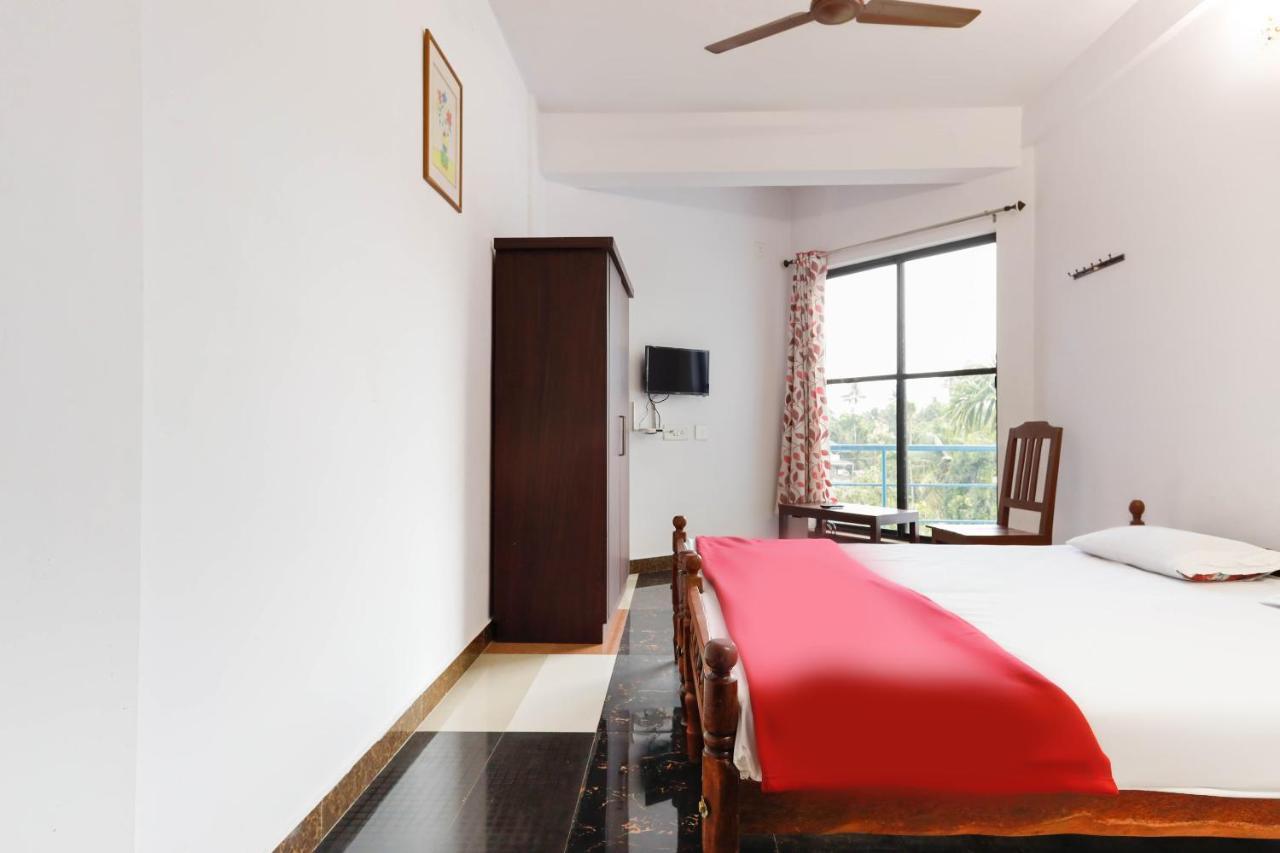 Hotel Spot On 49316 Cherai Residency