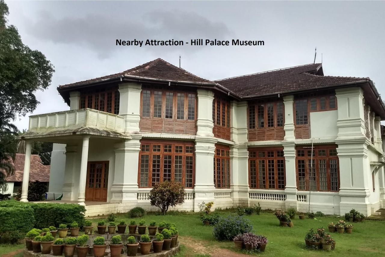 Oyo 9902 Nedumparambil Residency Hotel 3*