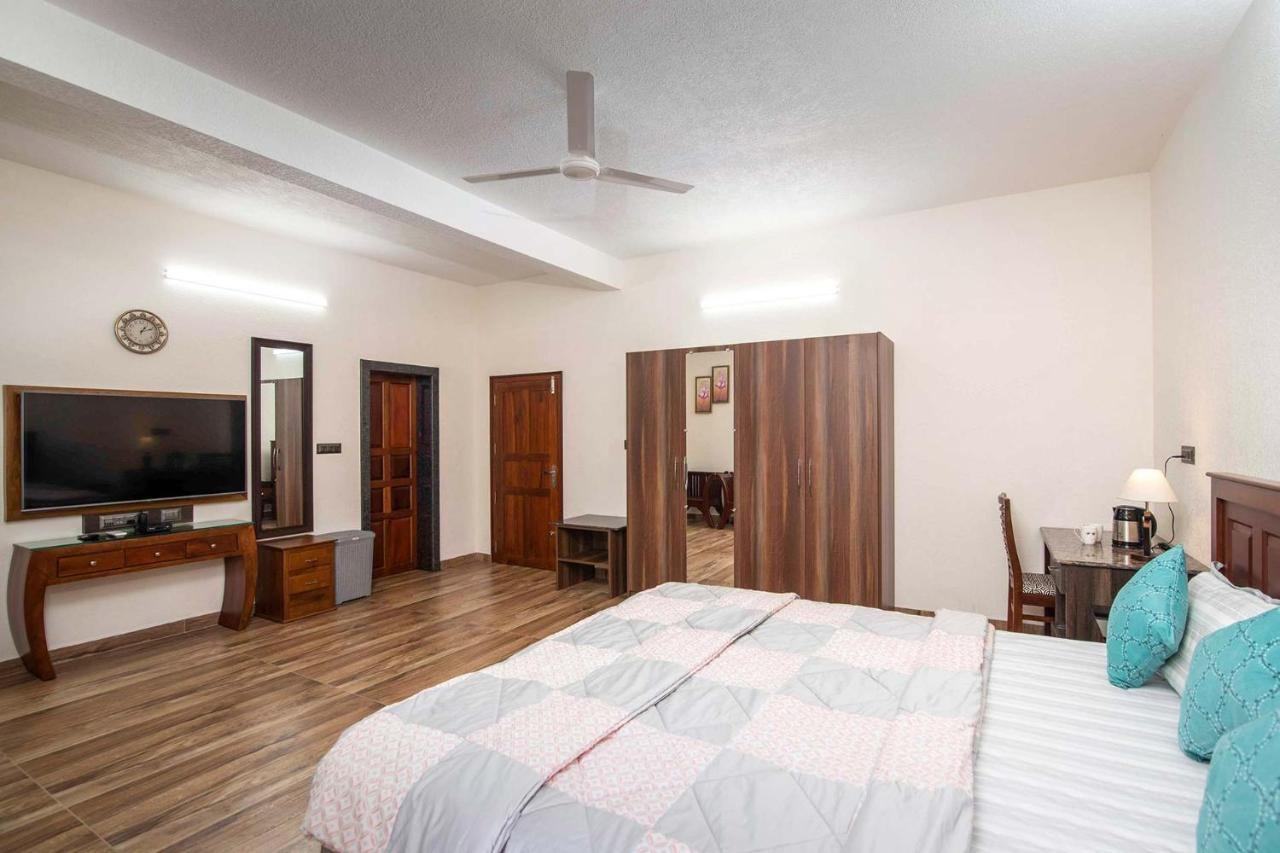 Villa Stayvista At Springhills & Ayurvedic *