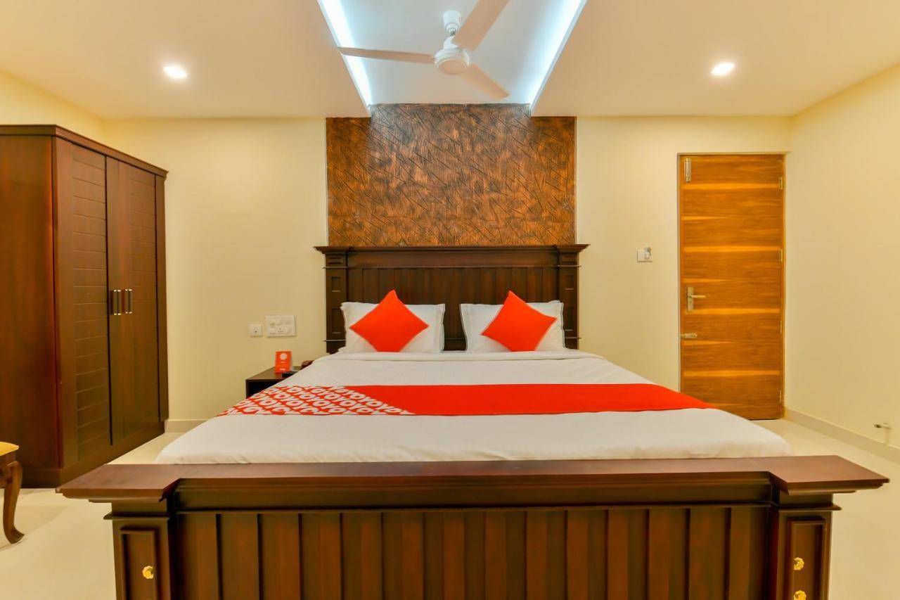 Collection O O 22482 Malabar Hotel 3*