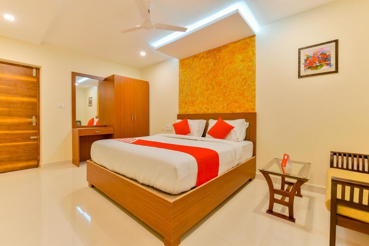 Collection O O 22482 Malabar Hotel 3*