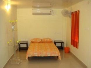 Palm Grove Service 2*