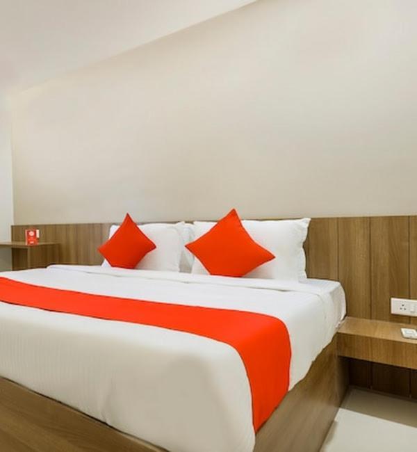 The Golden Suites 2*