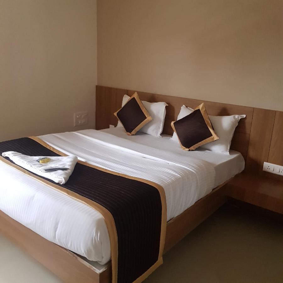 The Golden Suites 2* Kochi