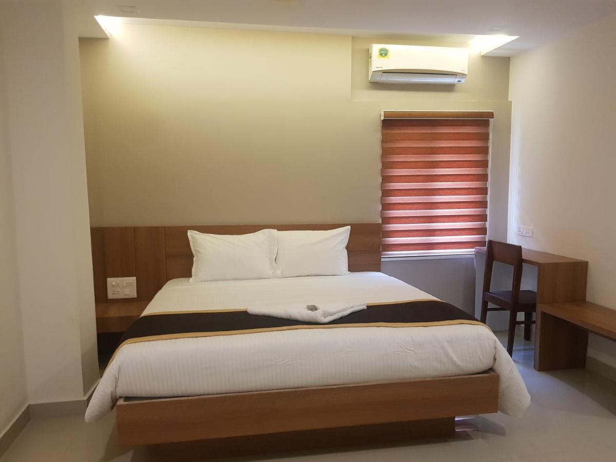 The Golden Suites Hotel 2*