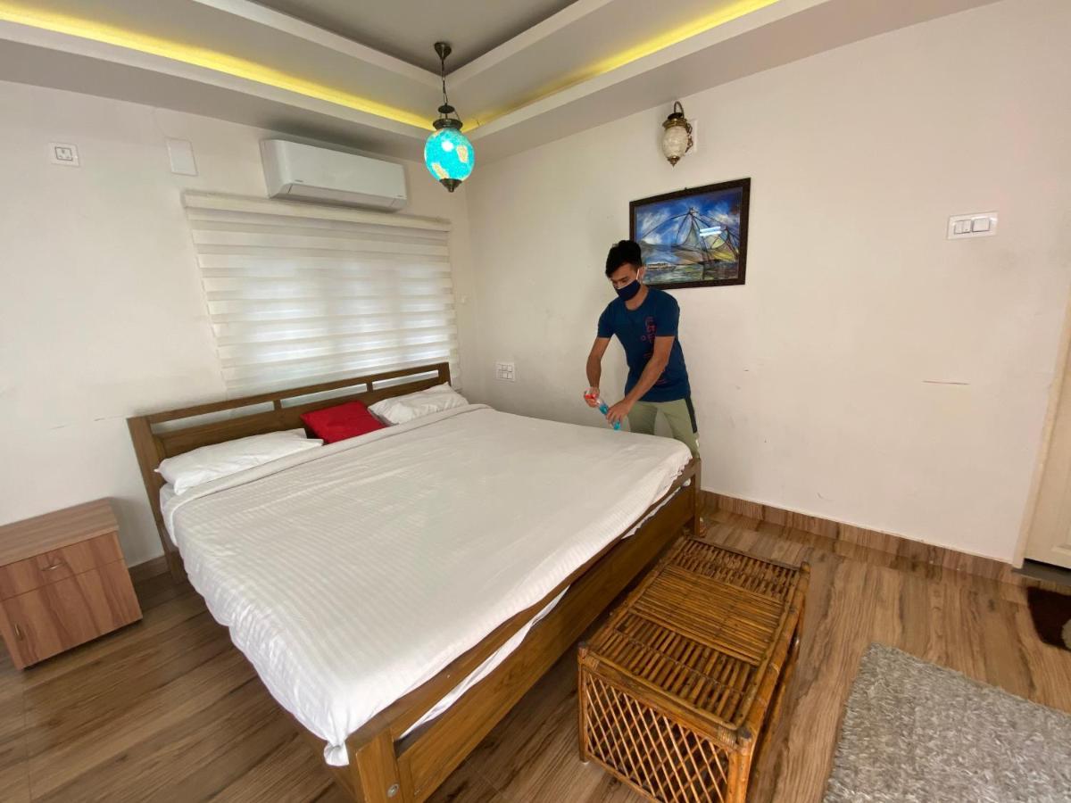 Adams Guest house