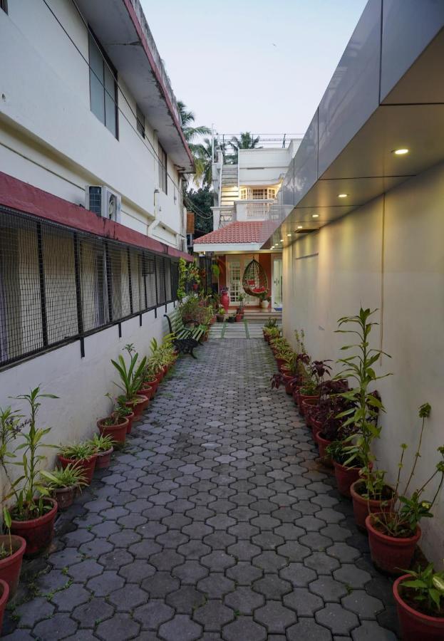 Guest house Adams Kochi