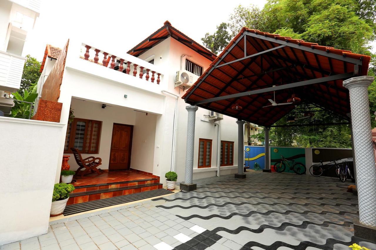 Kira Palace Residency 3*