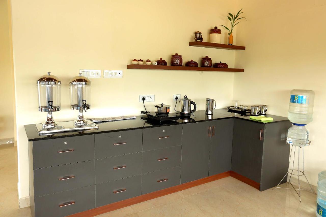 Kira Palace Residency 3*
