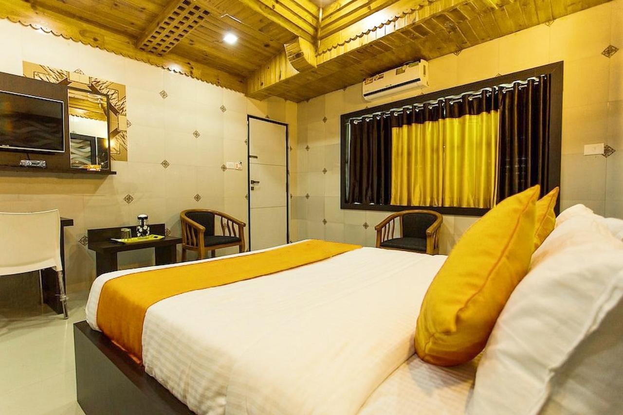 Hotel Hala Residency