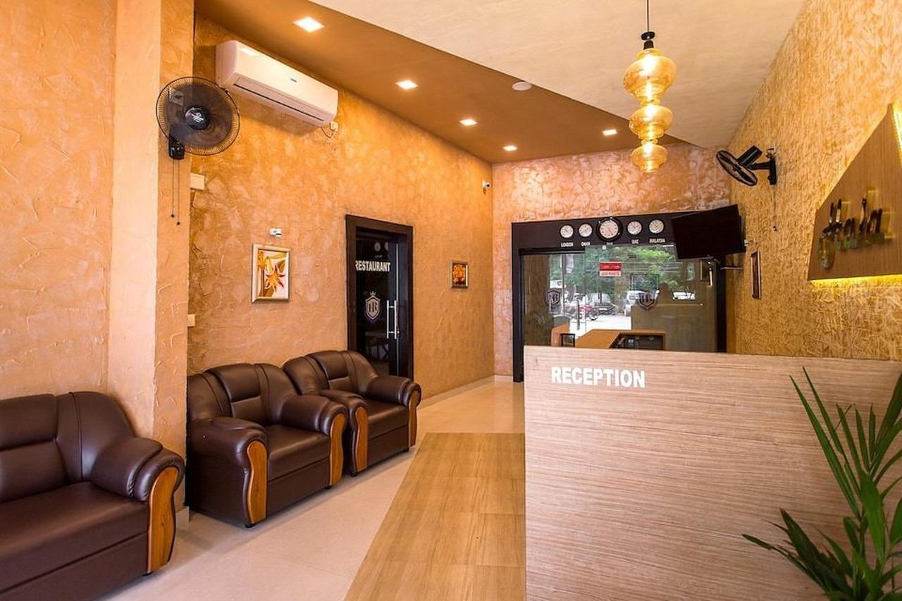 Hala Residency Hotel Kochi