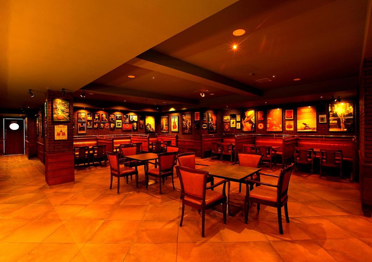 Hotel Crystal Plaza
