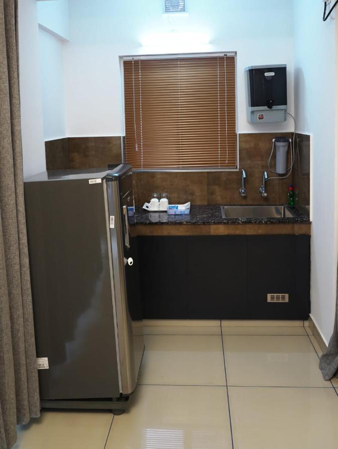 The White Orchid Luxury Service Apartment