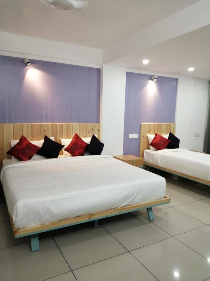 The White Orchid Luxury Service *