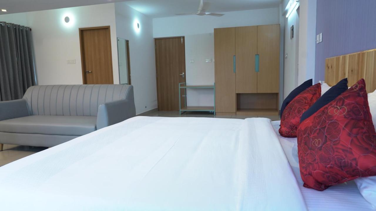 The White Orchid Luxury Service *