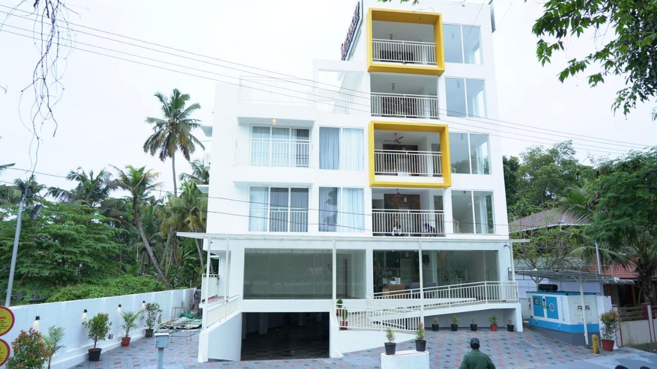 Apartment The White Orchid Luxury Service Kochi