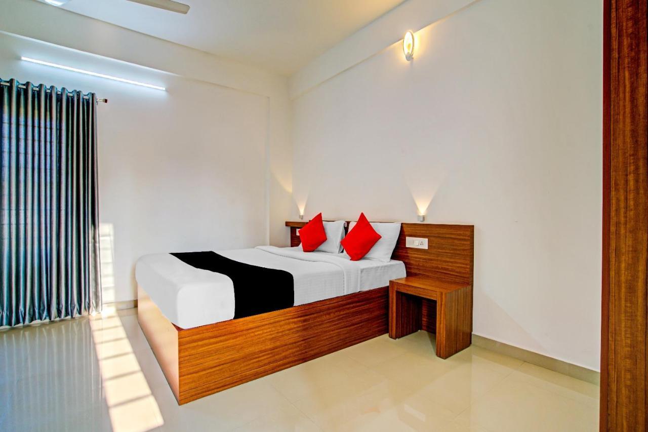 Vaccinated Staff- Capital O 74715 Phoenix Holidays 4*