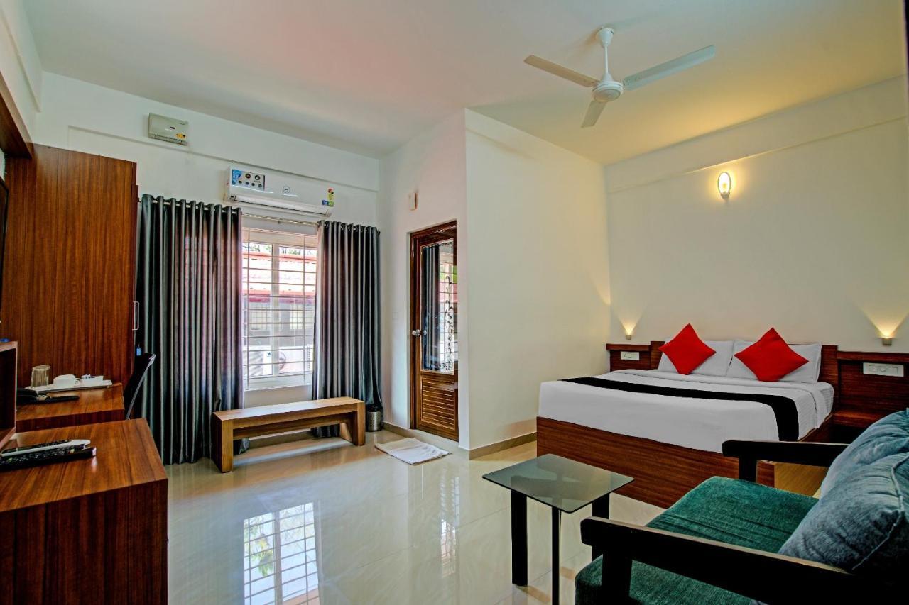 Vaccinated Staff- Capital O 74715 Phoenix Holidays 4*
